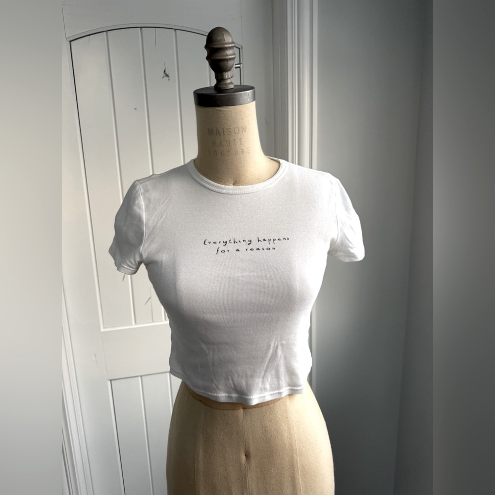TOPSHOP women’s cropped tee size US 2